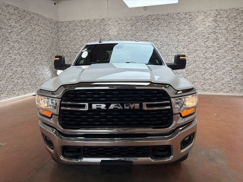 Used 2024 RAM 2500 Big Horn AWD/4WD image 2