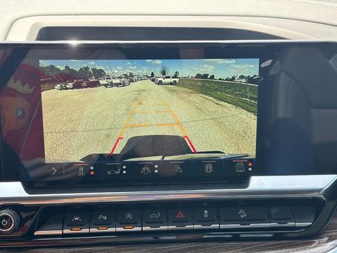 New 2026 Chevrolet Silverado 1500 LT Trail Boss w/ LT Trail Boss Premium Package AWD/4WD image 17