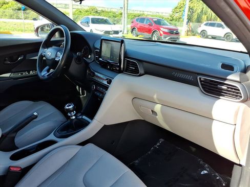 Used 2019 Hyundai Veloster Turbo Ultimate image 20