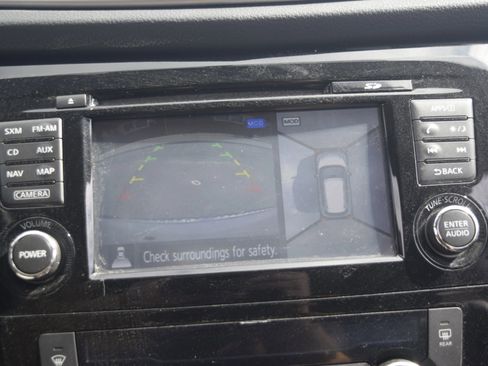 Used 2015 Nissan Rogue SL w/ SL Premium Package image 11