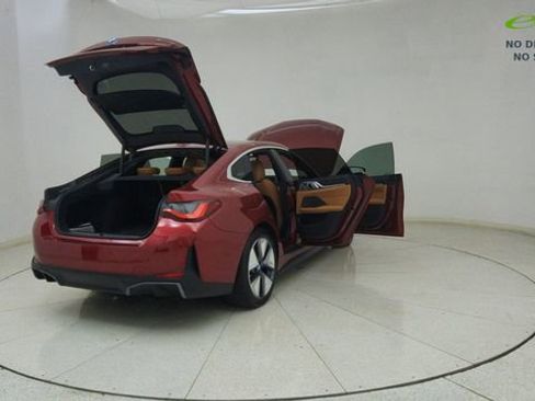 Used 2025 BMW i4 xDrive40i w/ M Sport Package AWD/4WD image 78