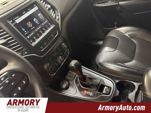 Used 2023 Jeep Cherokee Altitude Lux image 15