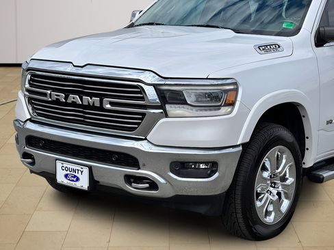 Used 2019 RAM 1500 Laramie AWD/4WD image 39