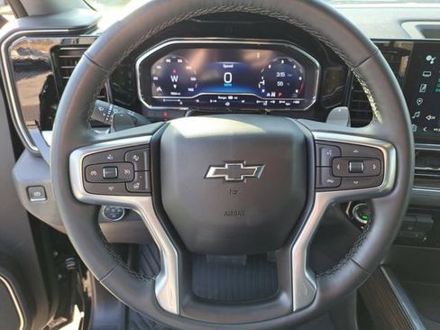 Used 2024 Chevrolet Silverado 1500 LT Trail Boss w/ Convenience Package II image 19