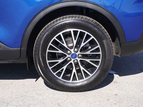 Used 2022 Ford Escape SE image 11