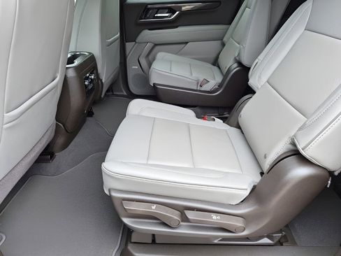 New 2026 GMC Yukon XL Elevation AWD/4WD image 21