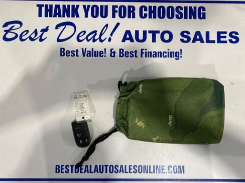 Used 2019 Jeep Compass Limited AWD/4WD image 32