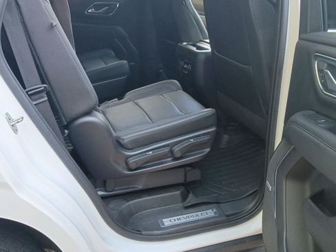 Used 2021 Chevrolet Tahoe LT w/ Luxury Package RWD image 23