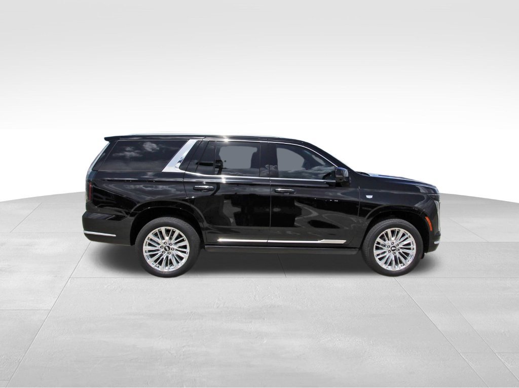 Used 2026 Cadillac Escalade Luxury AWD/4WD image 5