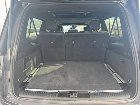 Used 2024 Jeep Grand Wagoneer L Series II w/ Quick Order Packagew 28T AWD/4WD image 8