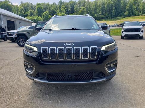 Used 2020 Jeep Cherokee Limited w/ Advanced Safety Group AWD/4WD image 9