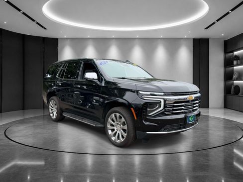 Used 2026 Chevrolet Tahoe Premier w/ Sun And Tow Package AWD/4WD image 2