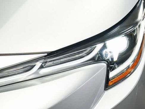 Certified 2022 Toyota Corolla LE FWD image 8
