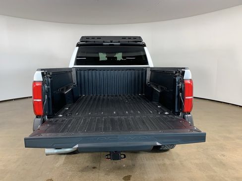 Used 2024 Toyota Tacoma SR image 12