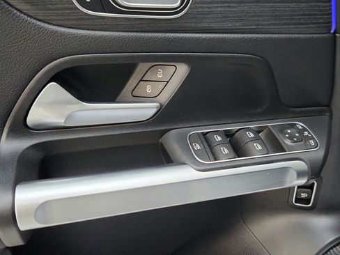 Certified 2026 Mercedes-Benz GLB 250 image 30