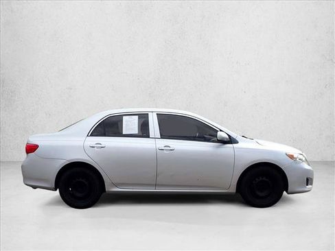 Used 2009 Toyota Corolla LE FWD image 4
