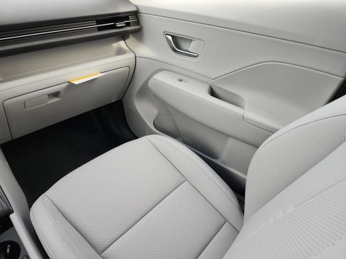 New 2026 Hyundai Kona SEL Premium image 13