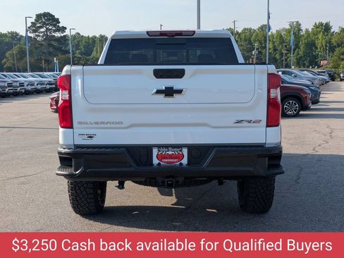 New 2026 Chevrolet Silverado 1500 ZR2 AWD/4WD image 4