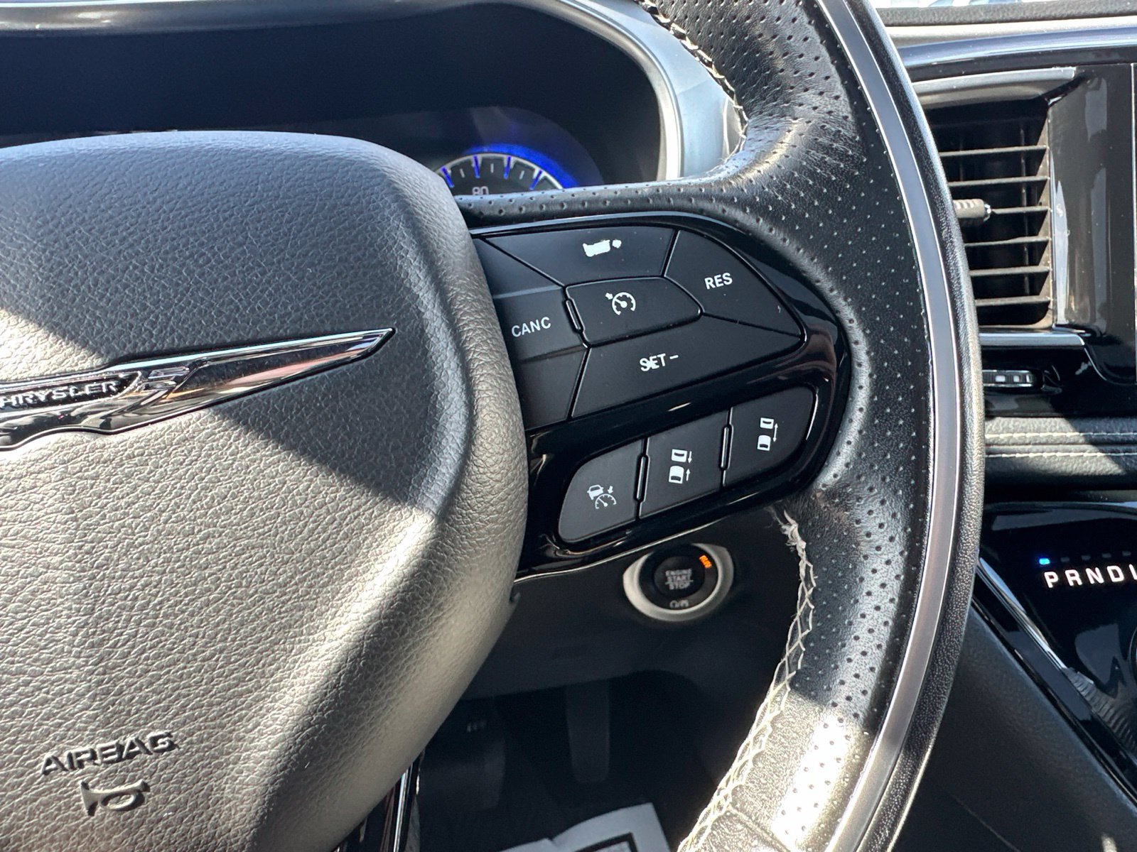 Used 2019 Chrysler Pacifica Limited FWD image 51