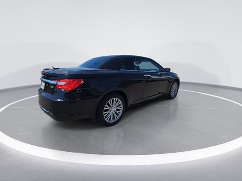 Used 2013 Chrysler 200 Limited FWD image 8