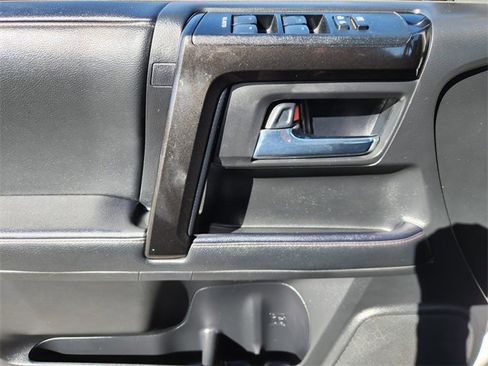 Certified 2020 Toyota 4Runner TRD Off-Road Premium image 17