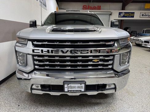 Used 2021 Chevrolet Silverado 3500 LTZ w/ LTZ Texas Edition image 2