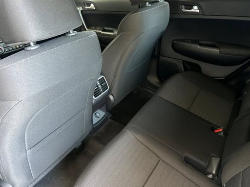 Certified 2021 Kia Sportage LX w/ LX Fwd Popular Package image 13