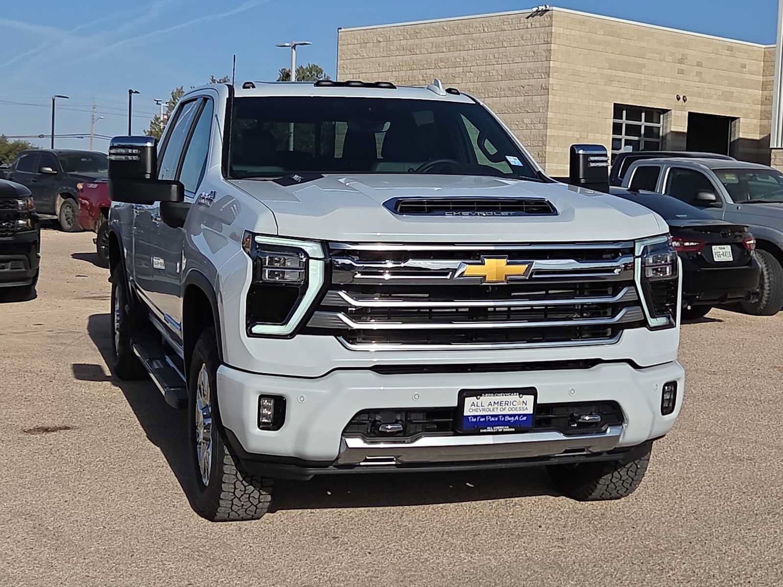 New 2026 Chevrolet Silverado 2500 High Country w/ High Country Premium Package AWD/4WD image 3