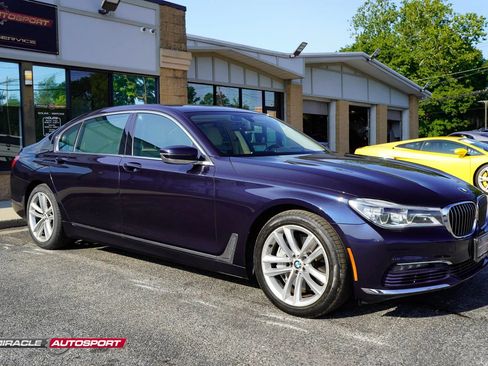Used 2016 BMW 750i xDrive AWD/4WD image 9