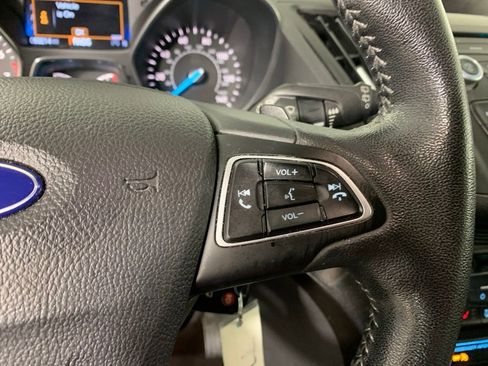 Certified 2018 Ford Escape SE w/ SE Sport Appearance Package AWD/4WD image 21