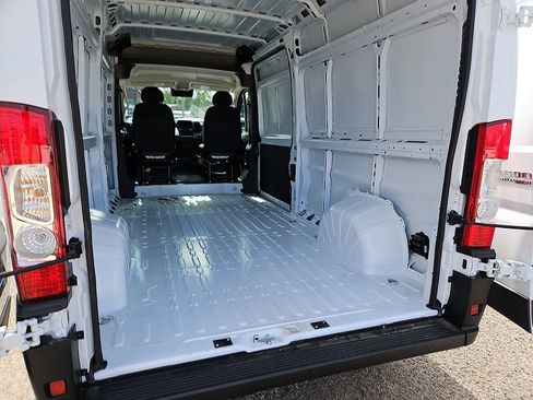 New 2026 RAM ProMaster 2500 FWD image 9