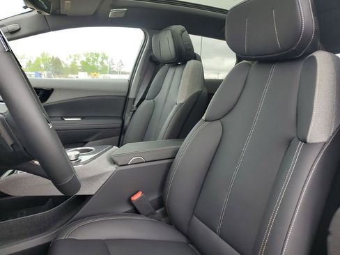 New 2025 Cadillac Optiq Sport 1 image 19