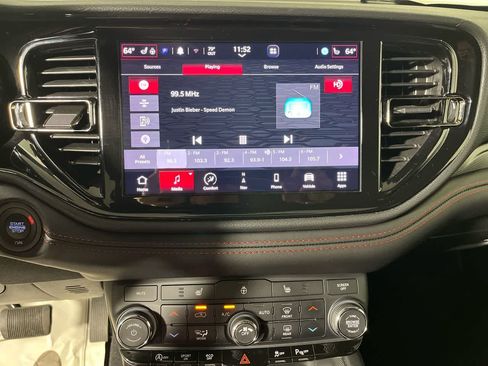 Used 2025 Dodge Durango GT AWD/4WD image 18