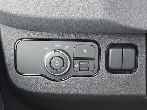 Used 2023 Mercedes-Benz Sprinter 3500 image 28