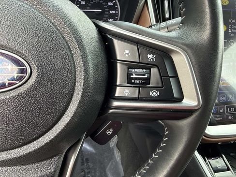 Used 2022 Subaru Outback Touring AWD/4WD image 40