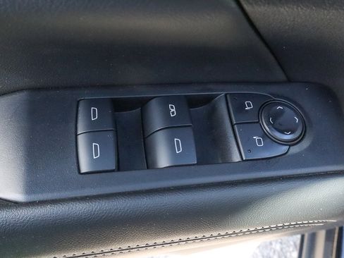 Used 2025 GMC Terrain Elevation image 14