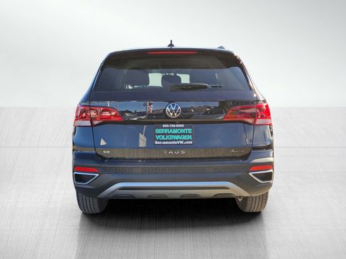 Used 2024 Volkswagen Taos SE image 5
