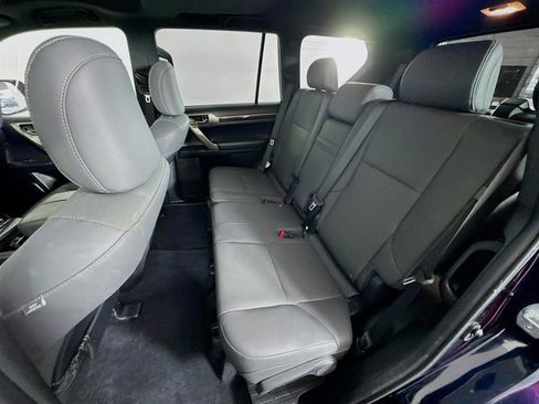 Used 2020 Lexus GX 460 Premium image 23