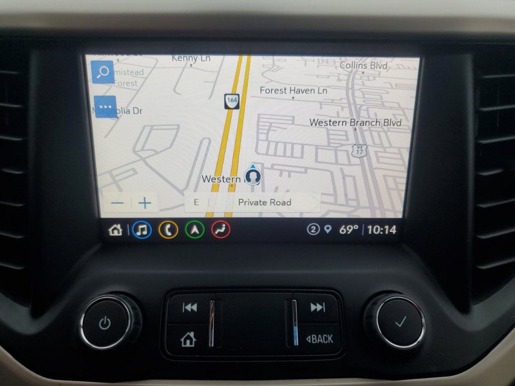 Used 2023 GMC Acadia Denali FWD image 27