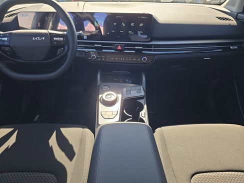 New 2026 Kia Sportage LX image 14