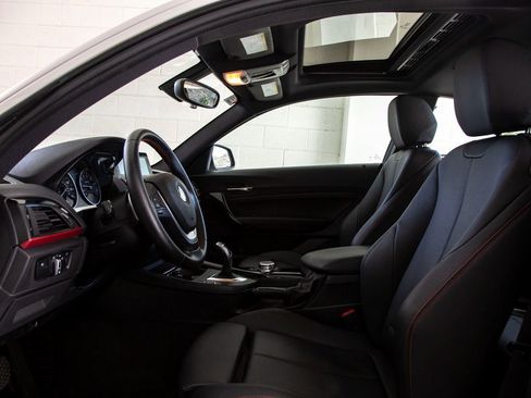 Used 2017 BMW 230i Coupe image 12