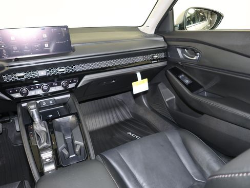 New 2026 Honda Accord Touring image 9