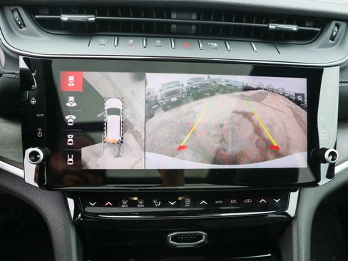 New 2026 Jeep Grand Cherokee L Limited AWD/4WD image 23