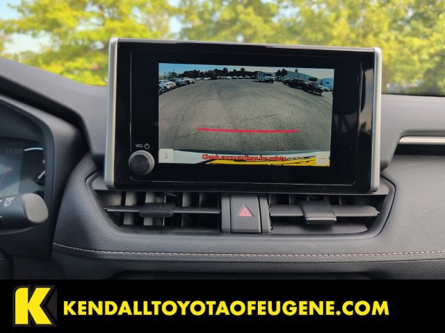Used 2025 Toyota RAV4 LE AWD/4WD image 15