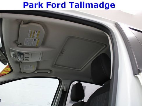 Used 2018 Ford EcoSport SE image 21