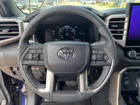 New 2026 Toyota Tundra Limited AWD/4WD image 15
