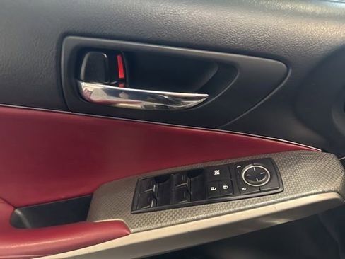 Used 2016 Lexus IS 200t RWD image 10