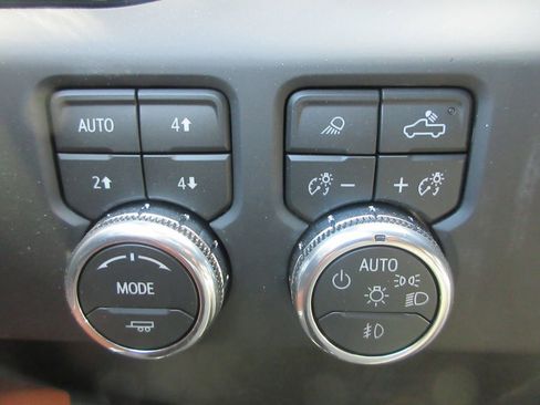 New 2026 GMC Sierra 1500 Denali Ultimate AWD/4WD image 19