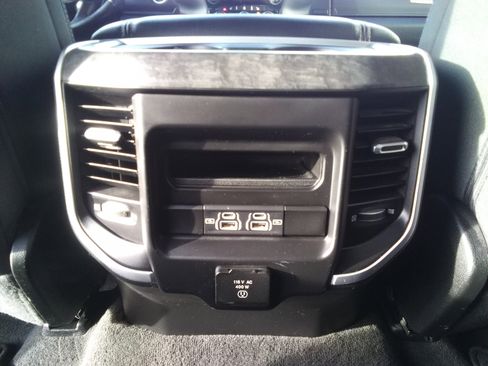 Used 2022 RAM 1500 Big Horn image 11