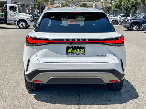 Used 2024 Lexus RX 350 Premium w/ Accessory Package (Z1) FWD image 7